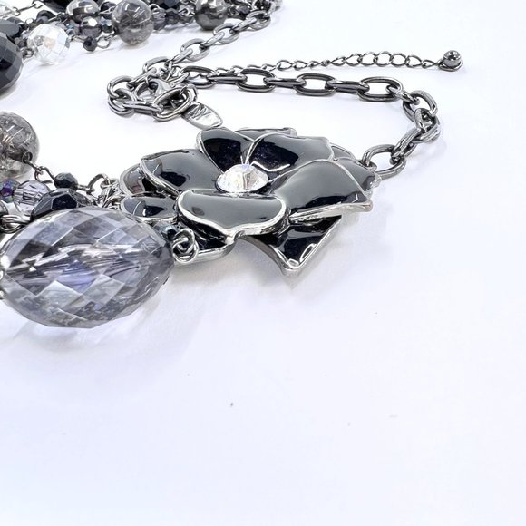 NY & CO - Multi Layered Enameled Black Flower Beaded Gunmetal Tone 16” Necklace - Picture 7 of 10